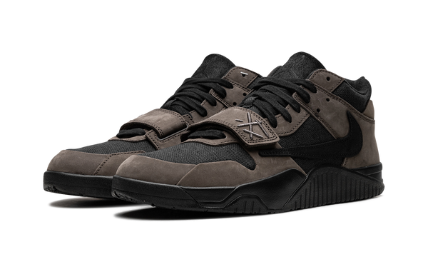 Jumpman Jack TR "Travis Scott - Dark Mocha"