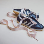 Tênis Adidas Samba OG Feminino "Black Pink Ribbon Laces" Preto