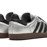 Tênis Adidas Samba OG Feminino "Silver Metallic Black Gum" Prata