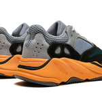Tênis Adidas Yeezy Boost 700 V1 "Wash Orange"