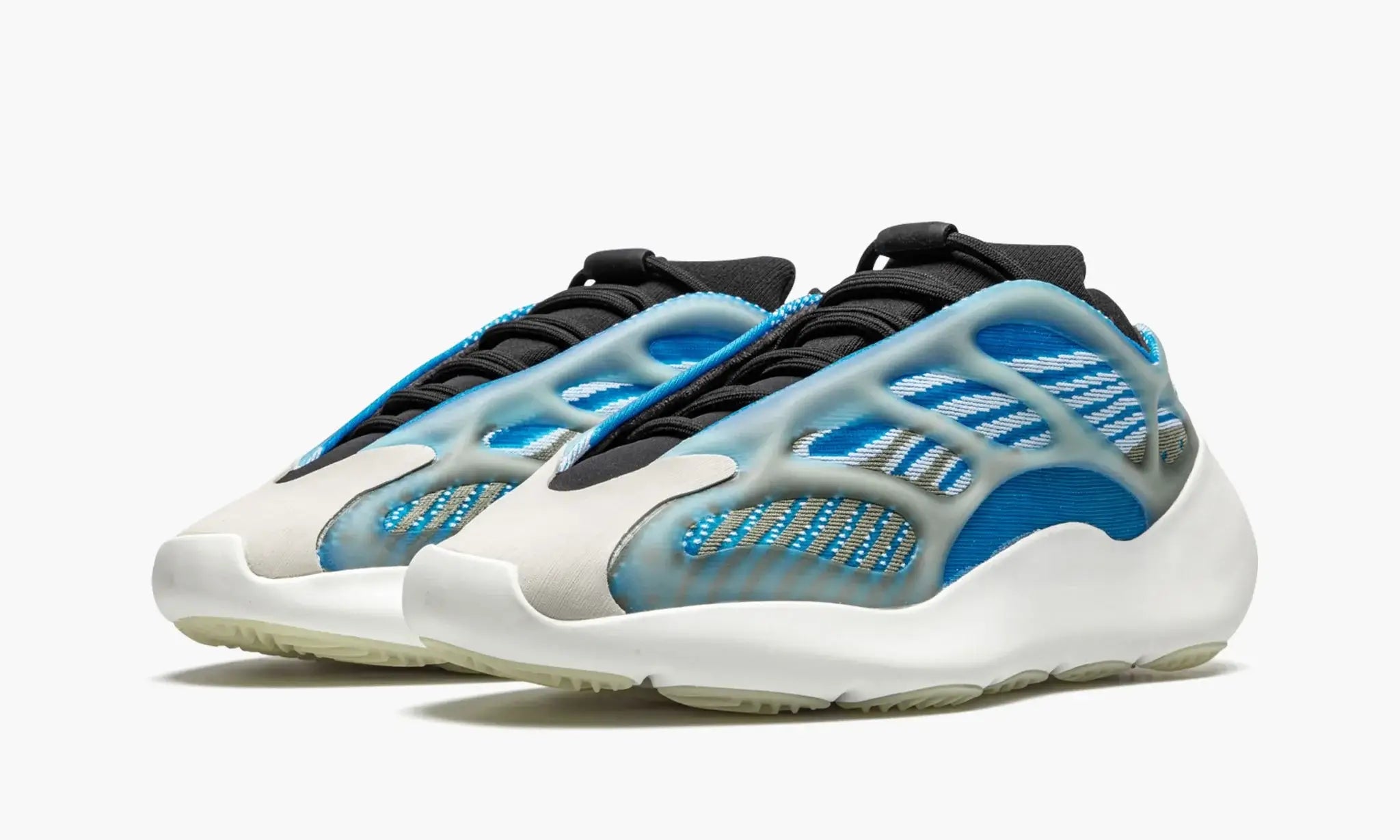 Tênis Yeezy 700 V3 "Arzareth"