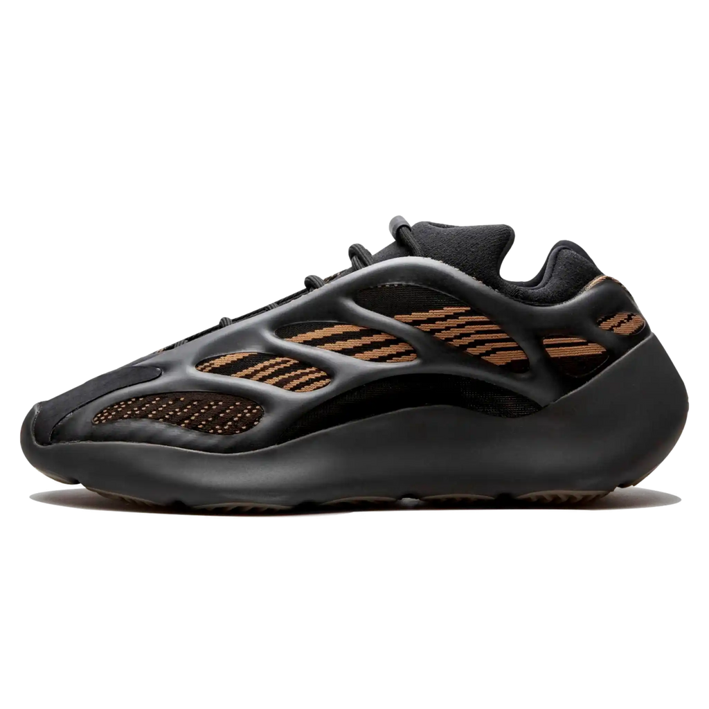 Tênis Yeezy 700 V3 "Clay Brown"