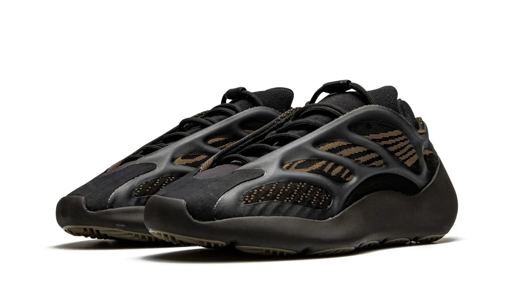 Tênis Yeezy 700 V3 "Clay Brown"