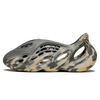 Tênis Yeezy Foam Runner "MXT Moon Gray"