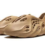 Tênis Yeezy Foam Runner "Ochre"