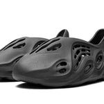 Tênis Adidas Yeezy Foam Runner "Onyx"