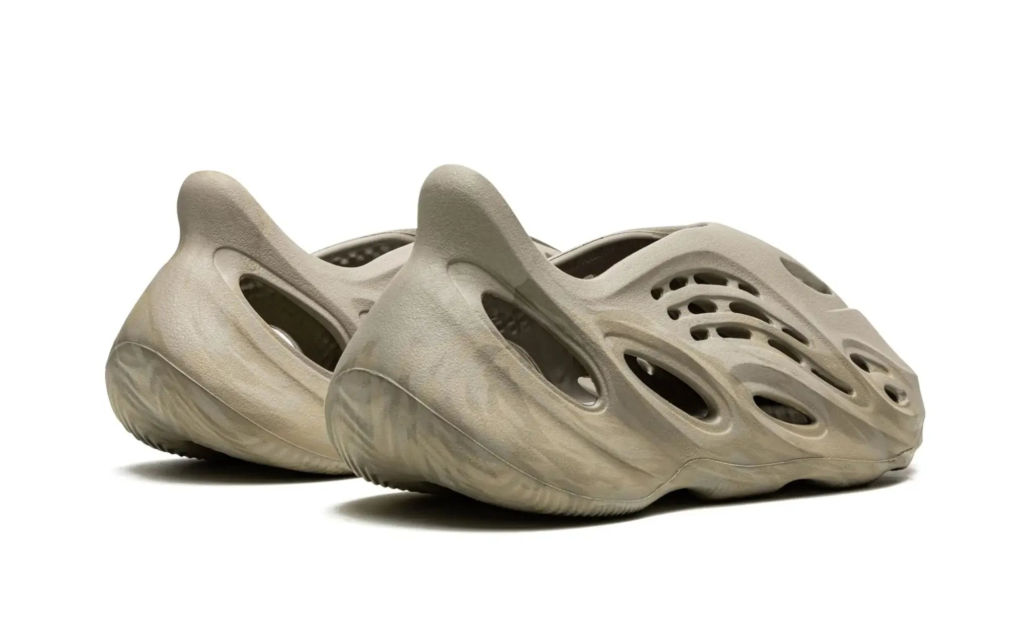 Tênis Yeezy Foam Runner "Stone Stage" Marrom