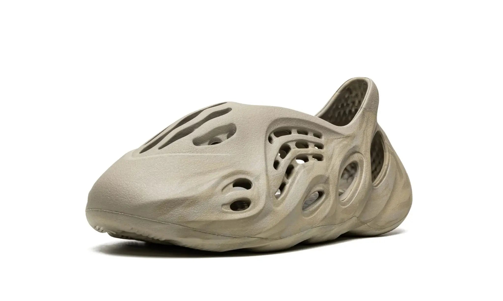 Tênis Yeezy Foam Runner "Stone Stage" Marrom