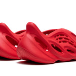 Tênis Adidas Yeezy Foam Runner "Vermillion"