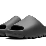 Adidas Yeezy Slide "Granite" Cinza