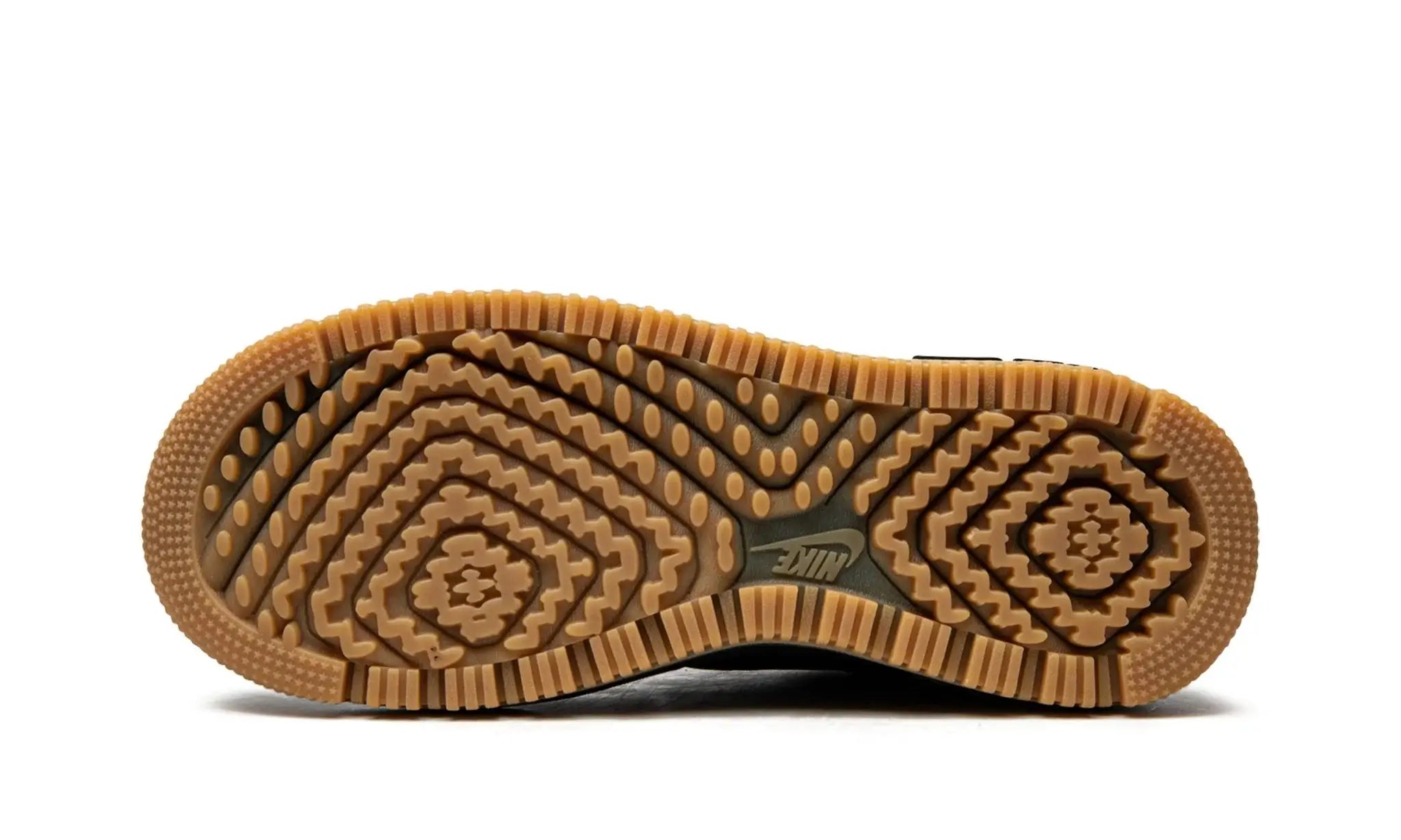 Tênis Air Force 1 Luxe "Black Gum" Preto