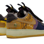 Tênis Air Force 1 x Travis Scott "Cactus Jack"