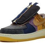 Tênis Air Force 1 x Travis Scott "Cactus Jack"