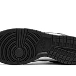 Tênis Nike Dunk Low Next Nature Feminino "Black and White" Preto e Branco