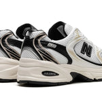 Tênis New Balance 530 "White Gold Black" Dourado / Branco