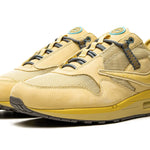 Tênis Nike Air Max 1 x Travis Scott "Cactus Gold" Amarelo