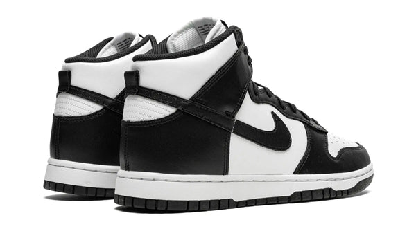 Tênis Nike Dunk High "Black and White"
