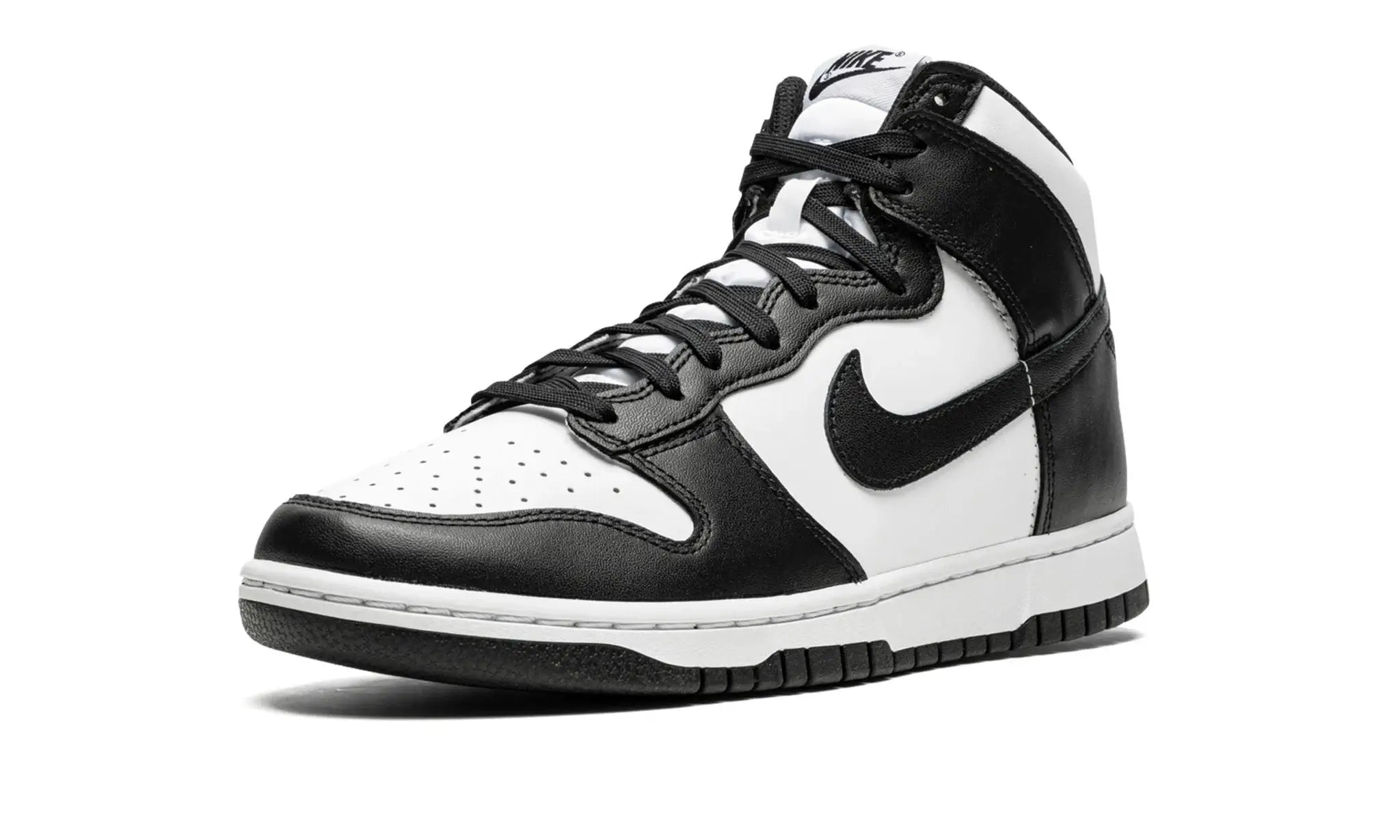 Tênis Nike Dunk High "Black and White"
