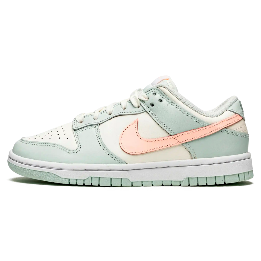 Tênis Nike Dunk Low "Barely Green" Verde