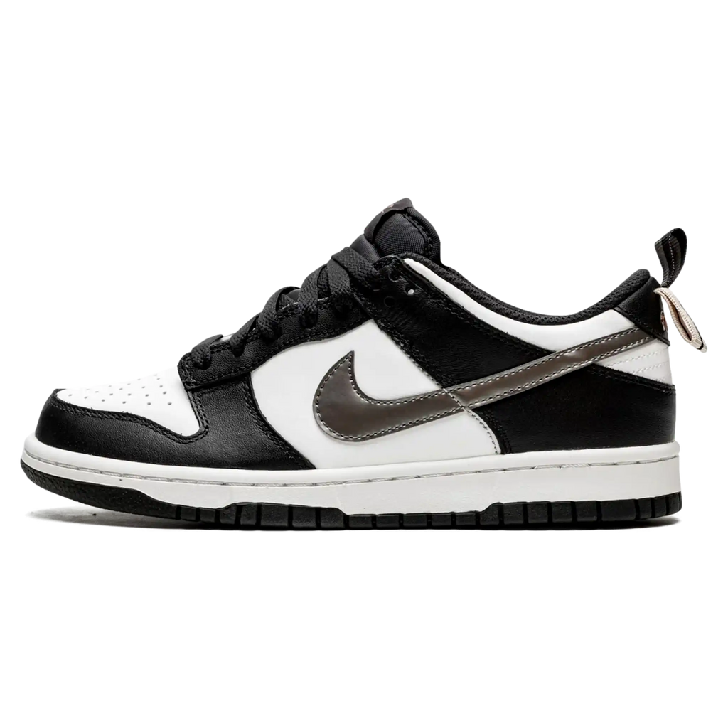Tênis Nike Dunk Low "Black White Metallic"