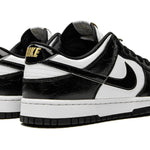 Tênis Nike Dunk Low Black "World Champ" Preto / Branco