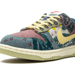 Tênis Nike Dunk Low "Community Garden" Verde / Bordô