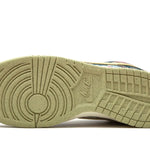 Tênis Nike Dunk Low "Community Garden" Verde / Bordô