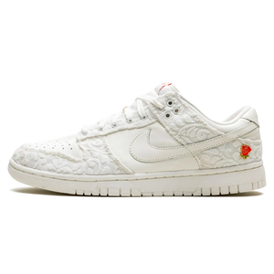 Tênis Nike Dunk Low "Give Her Flowers" Branco
