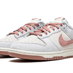 Tênis Nike Dunk Low "Fossil Rose" Cinza