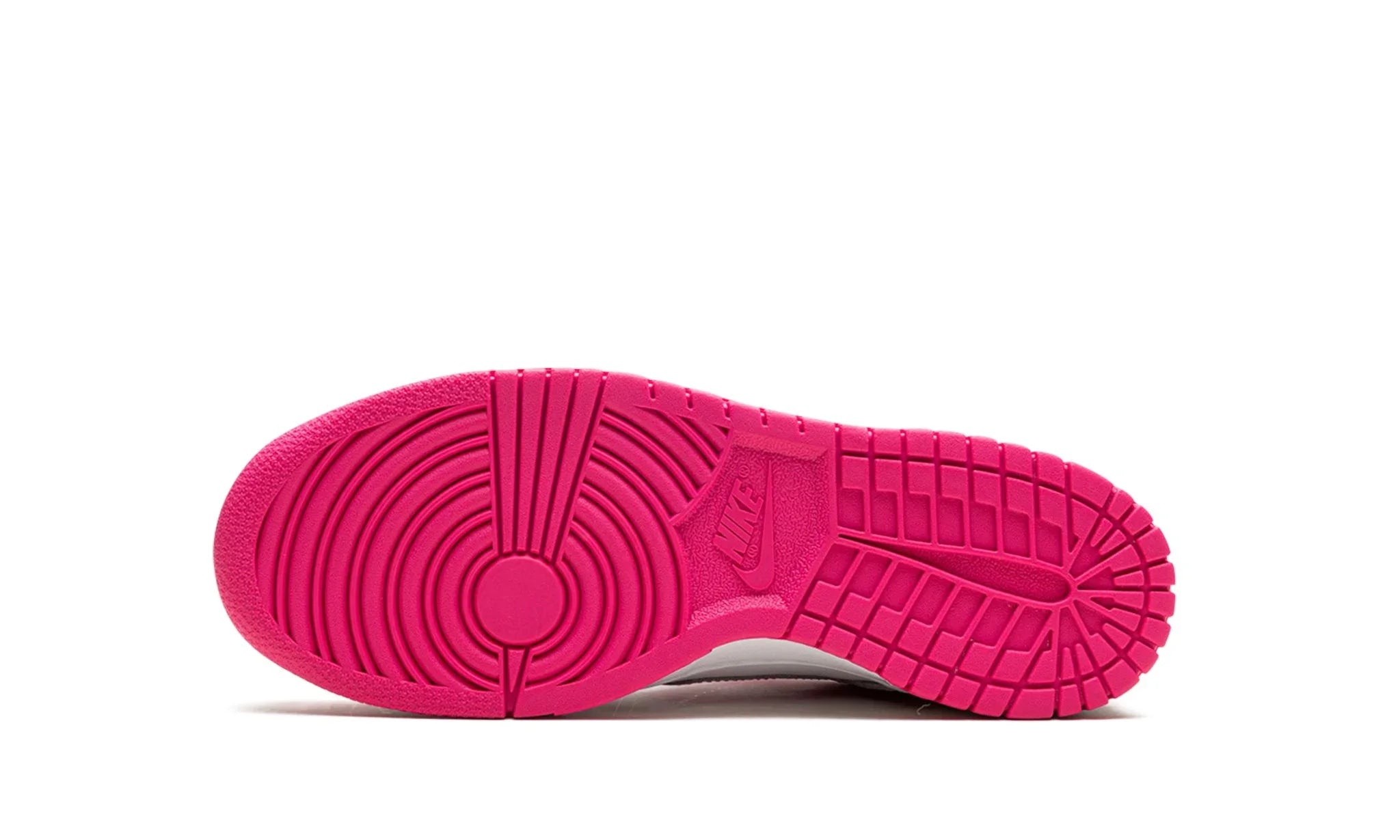 Tênis Nike Dunk Low "Laser Fuchsia" Rosa