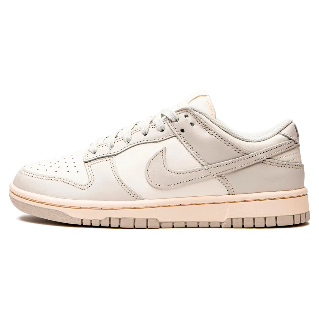Tênis Nike Dunk Low "Light Bone" Cinza