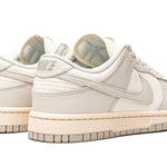 Tênis Nike Dunk Low "Light Bone" Cinza