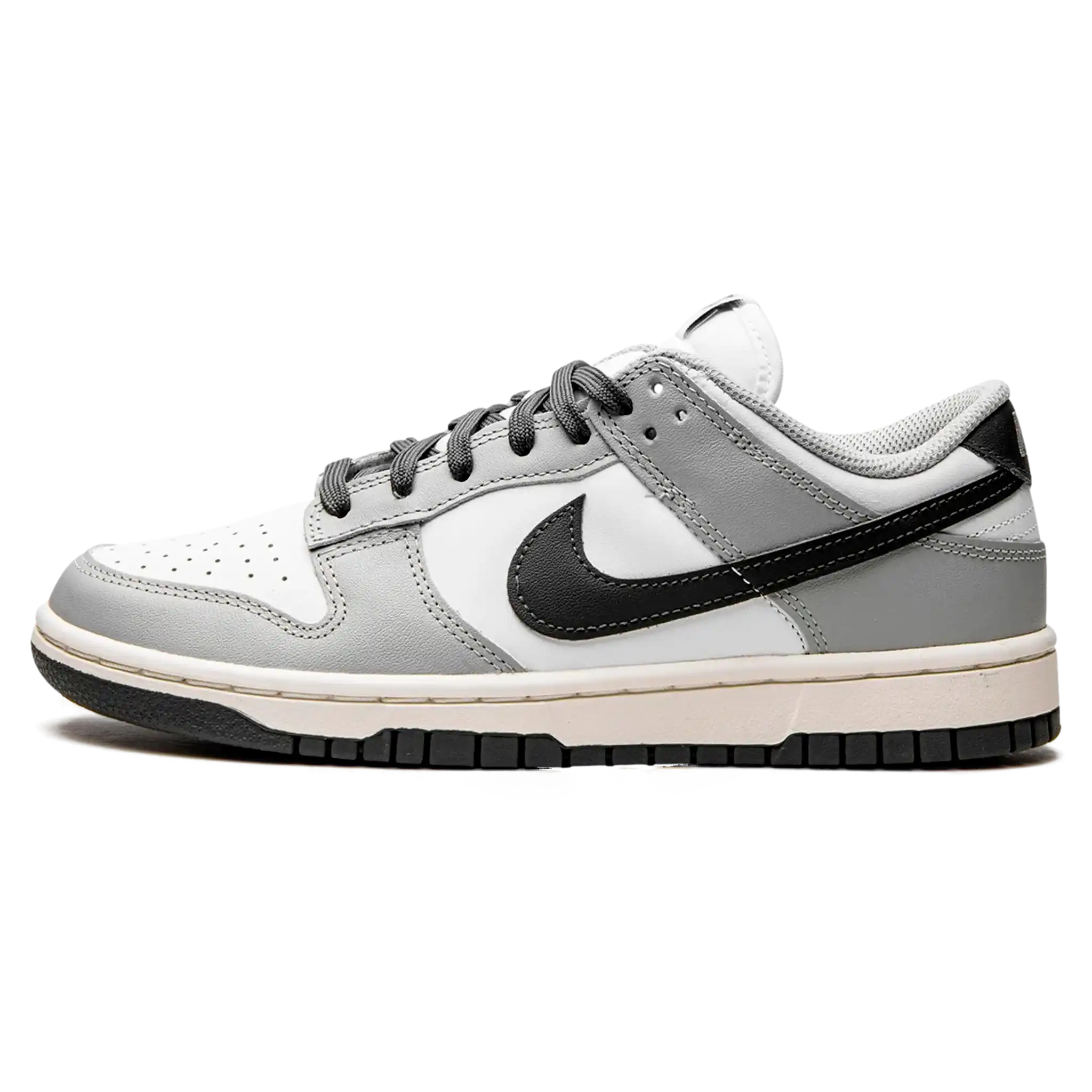 Tênis Nike Dunk Low "Light Smoke Grey" Cinza