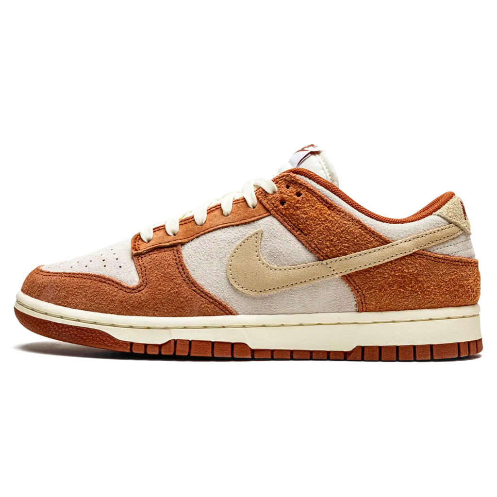 Tênis Nike Dunk Low "Medium Curry" Marrom