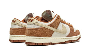 Tênis Nike Dunk Low "Medium Curry" Marrom