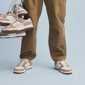 Tênis Nike Dunk Low "Medium Curry" Marrom