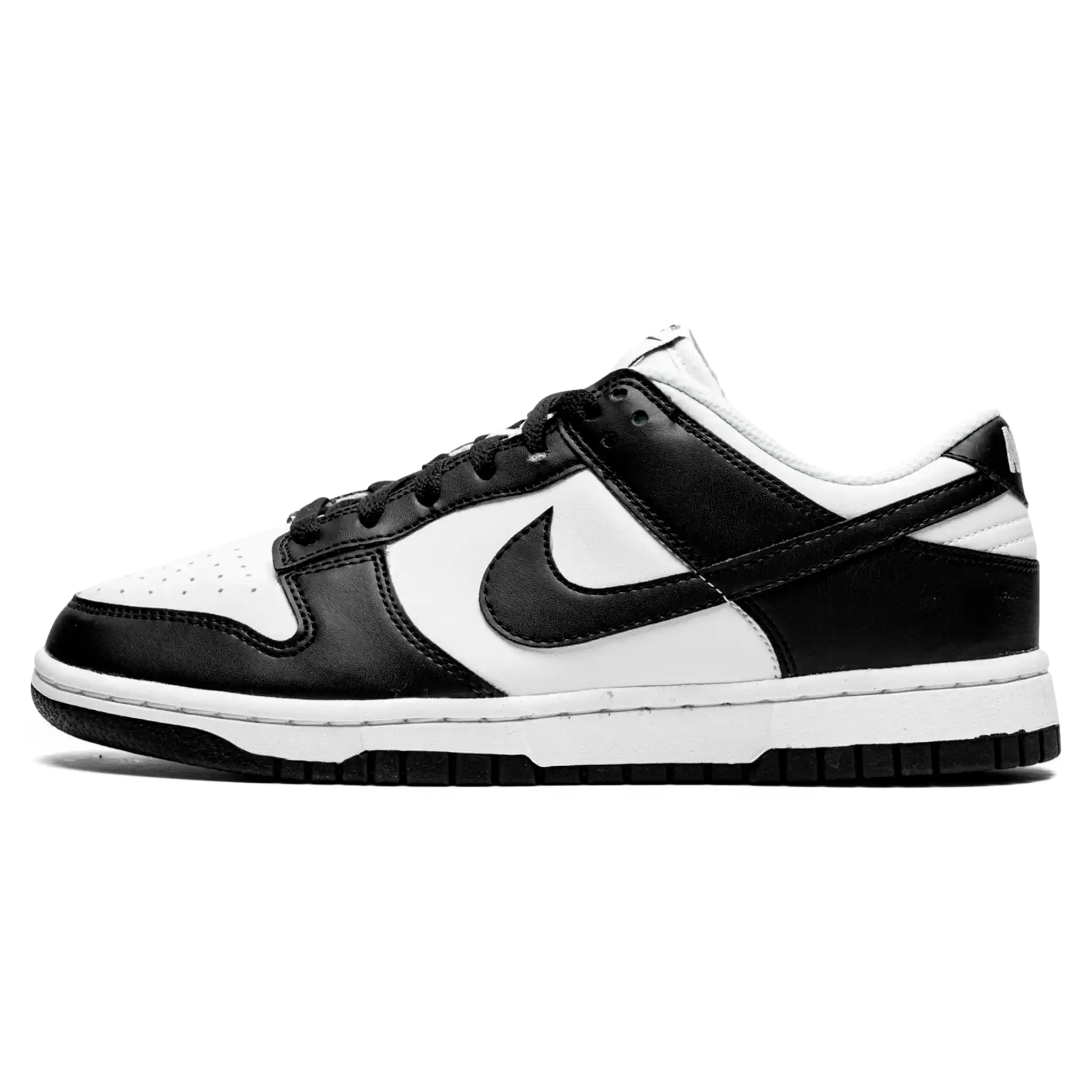 Tênis Nike Dunk Low Next Nature Feminino "Black and White" Preto e Branco