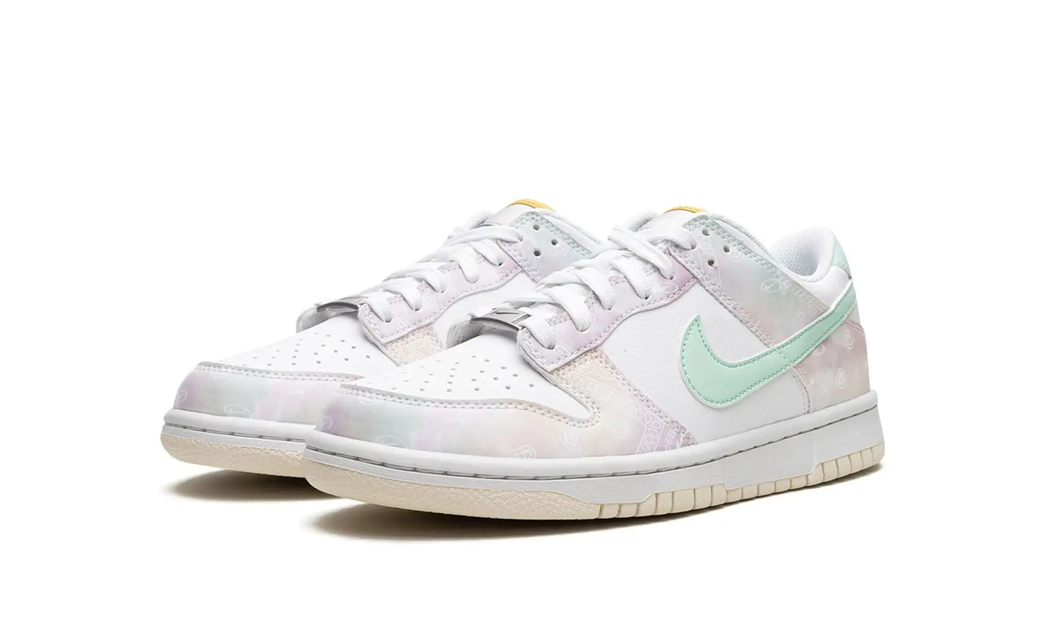 Tênis Nike Dunk Low "Pastel Paisley" Lilás