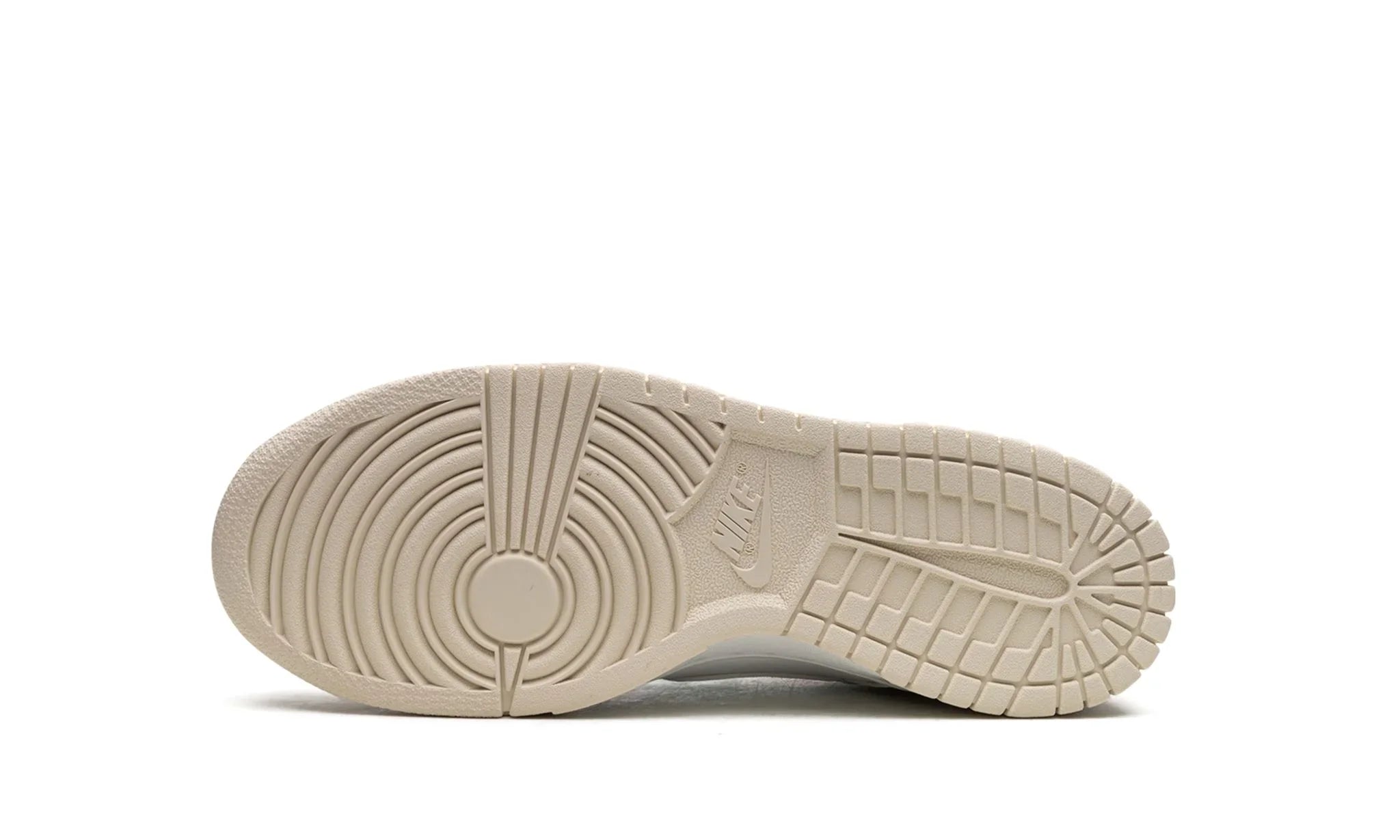 Tênis Nike Dunk Low "Pastel Paisley" Lilás