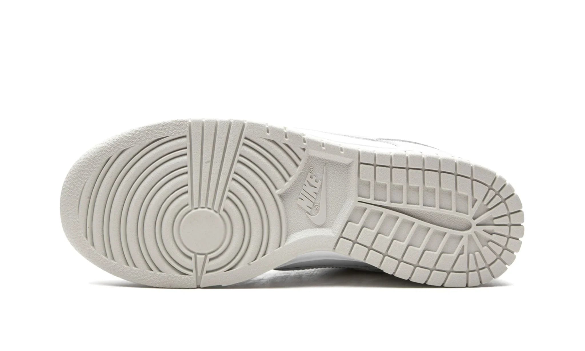 Tênis Nike Dunk Low "Photon Dust" Cinza
