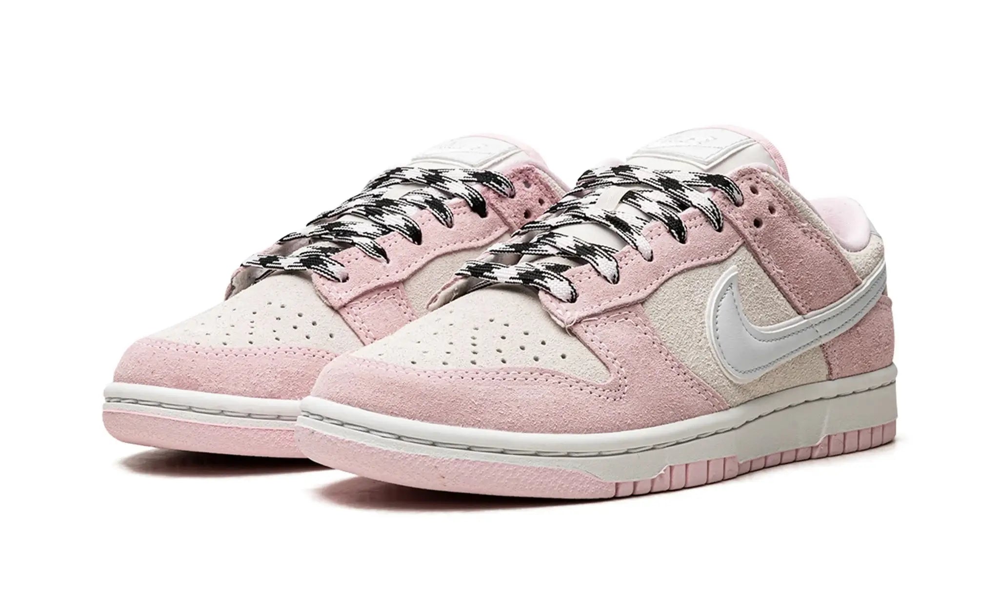 Tênis Nike Dunk Low "Pink Foam" Rosa