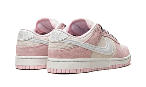 Tênis Nike Dunk Low "Pink Foam" Rosa