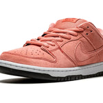 Tênis Nike Dunk Low SB "Pink Pig" Rosa