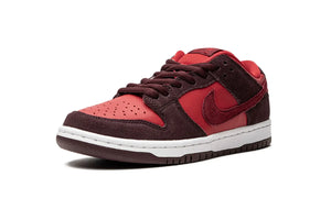 Tênis Nike Dunk Low SB "Cherry" Vermelho