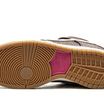 Tênis Nike Dunk Low SB "Paisley Brown" Marrom