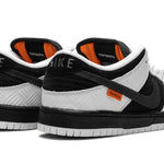Tênis Nike Dunk Low SB "TIGHTBOOTH" Preto / Branco