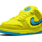 Tênis Nike Dunk Low SB x Grateful Dead "Yellow Bear" Amarelo
