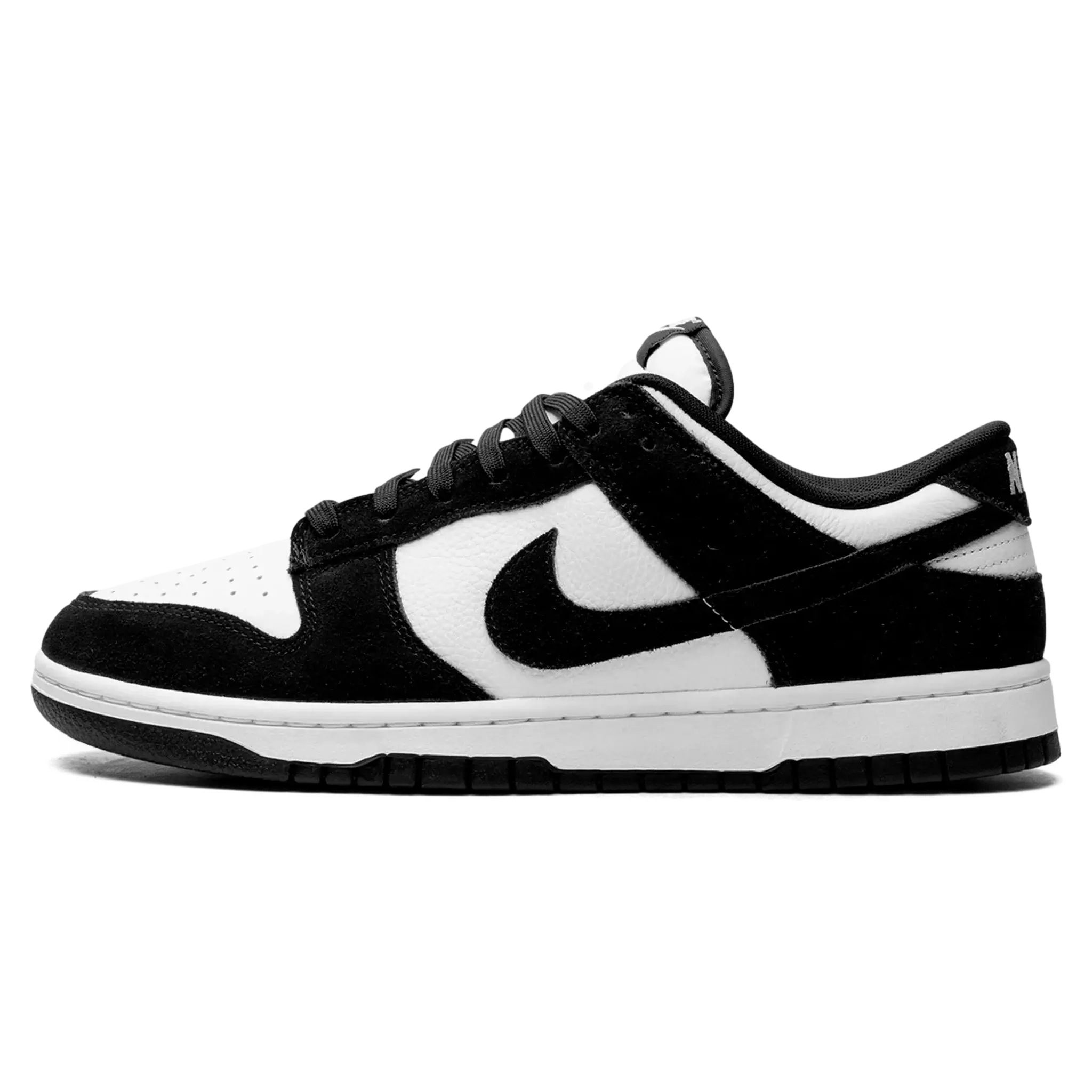 Tênis Nike Dunk Low "Suede Panda" Preto / Branco