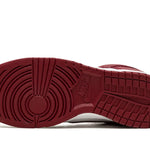 Tênis Nike Dunk Low "Team Red" Bordô