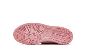 Tênis Nike Dunk Low "Triple Pink" Rosa